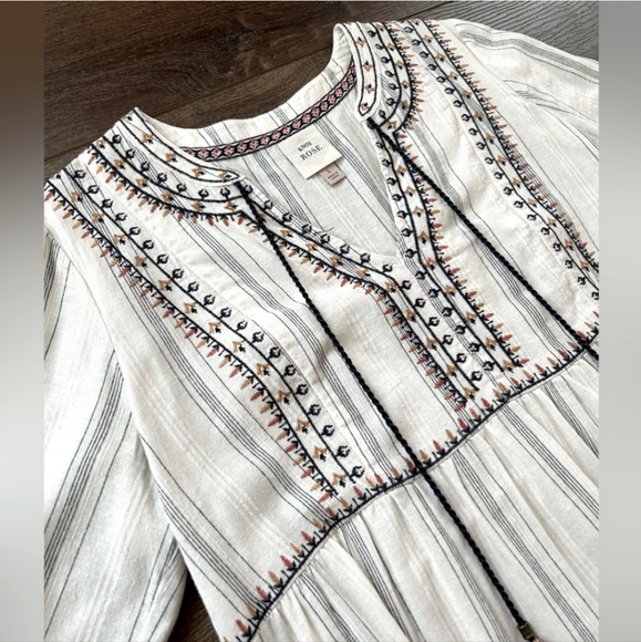 Knox Rose Long Sleeve Embroidered Dress - Cream and Black - Picture 3 of 7